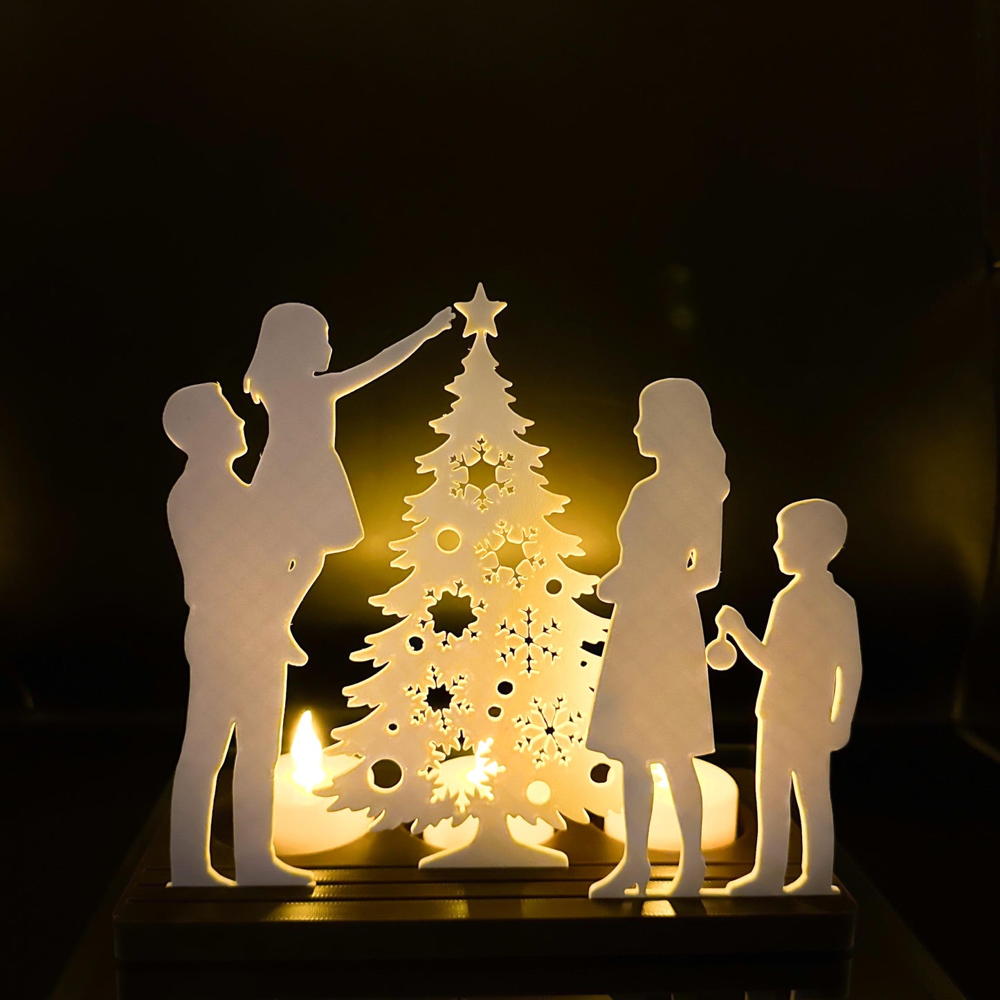 Family Christmas Tree Tea Light Scene | Holiday Mantel Decoration with LED Lights